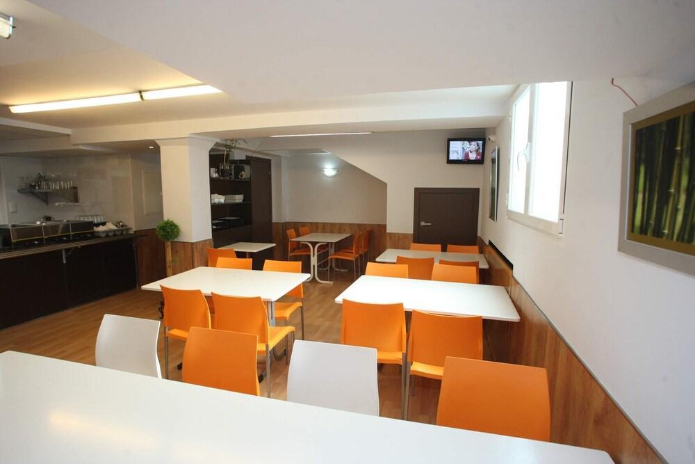 סוריה Hostal Vitorina מראה חיצוני תמונה